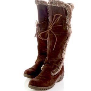 Fur-lined Khombu Waterproof Suede Boots